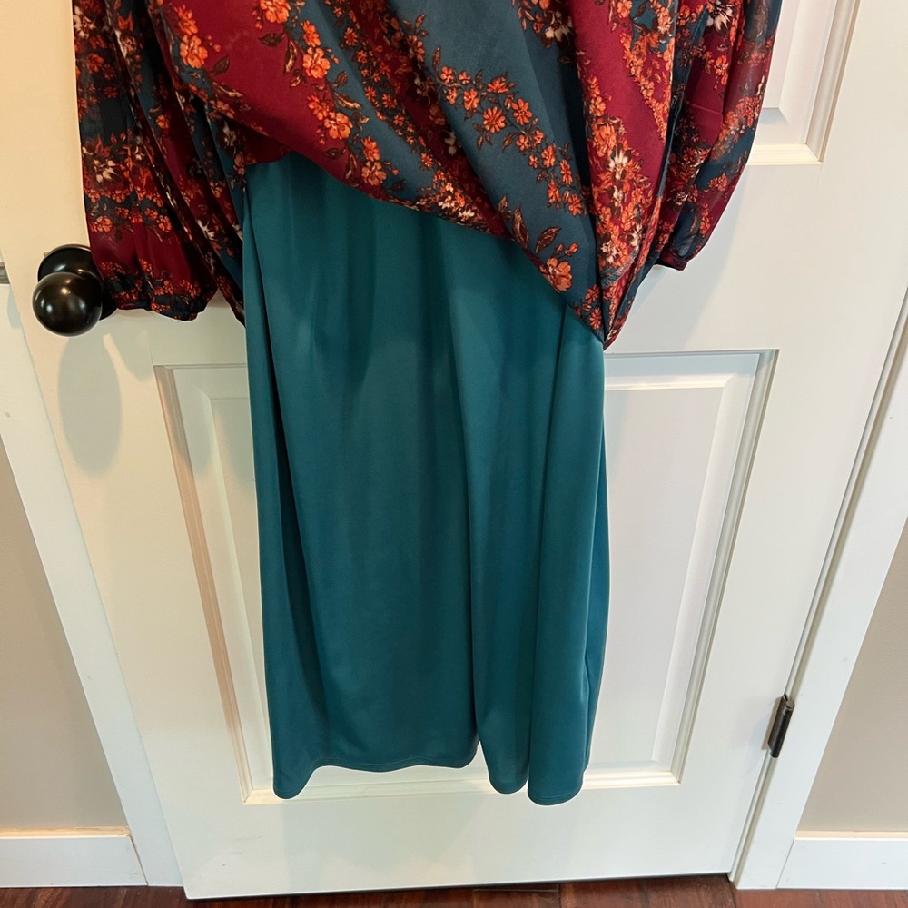 Julia Jordan Red and Blue Long Sleeve Dress - Picture 6 of 8